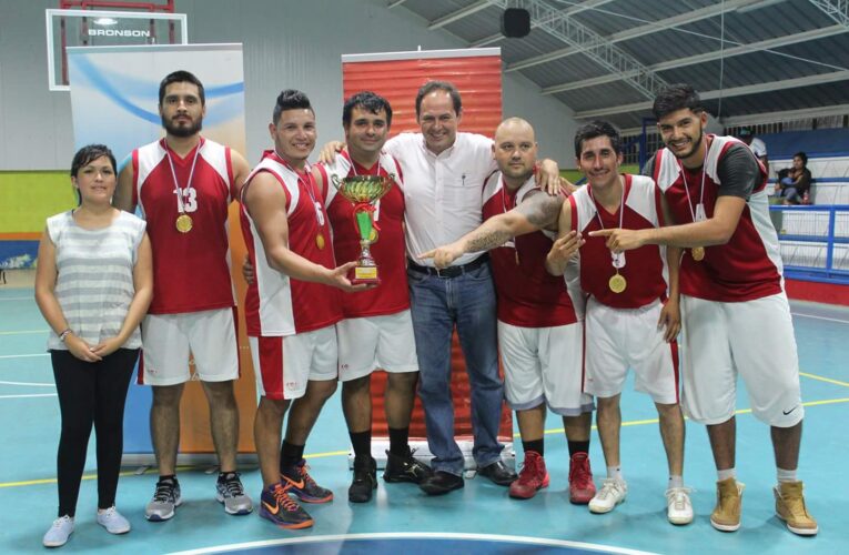 Minera Las Cenizas Patrocina Premiaciones De Actividades Deportivas En Taltal