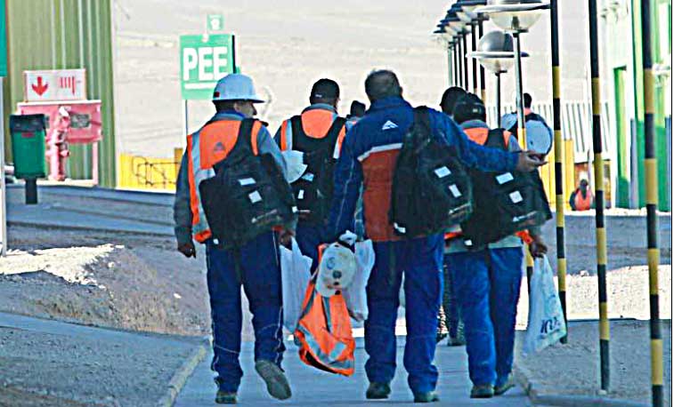 Gremios afirman que turno 7×7 en la minería afecta recuperación económica de la II Región