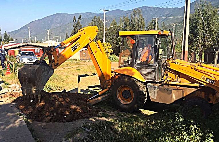 Con la Ayuda de Faena Cabildo Avanza el Proyecto de Multicancha de Villa Cenizas