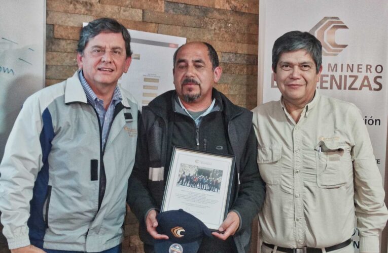 Reconocimientos por Gestión Destacada Año 2017 en Faena Cabildo