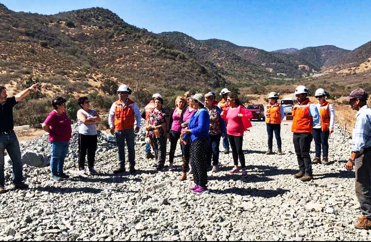Vecinos de Peñablanca y Faena Cabildo en Depósito de Pasta