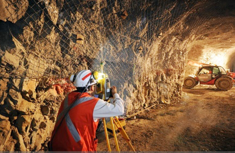 Seminario abordó beneficios del método Sublevel Stoping con Relleno para minería subterránea