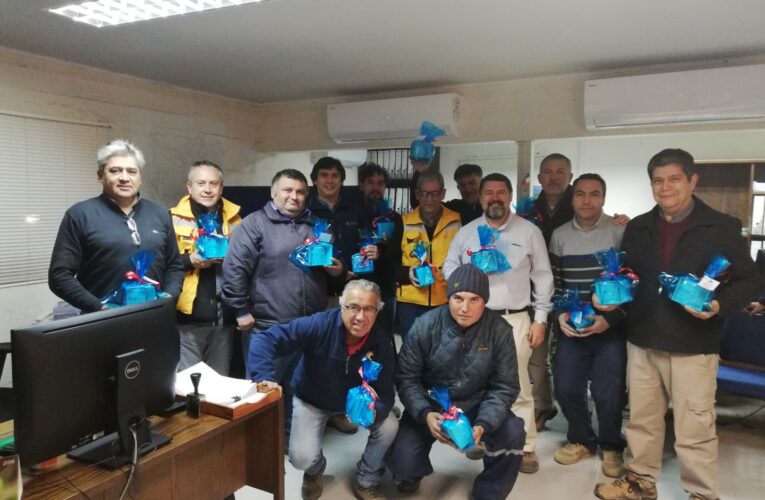 Área de Administración de PLL Sorprende a los Papás en su Día