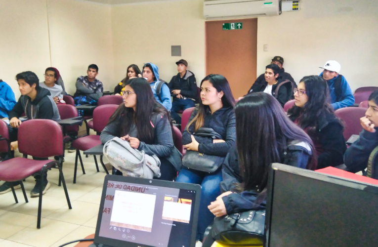Alumnos del Liceo Politécnico Inician Pasantía en Faena de Taltal