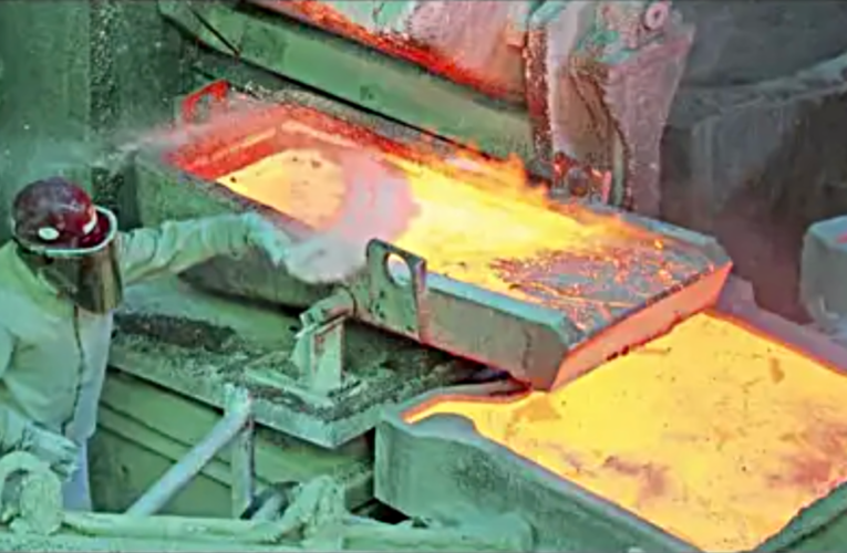 Satélites muestran renacer de fundiciones en China, una señal clave para Chile