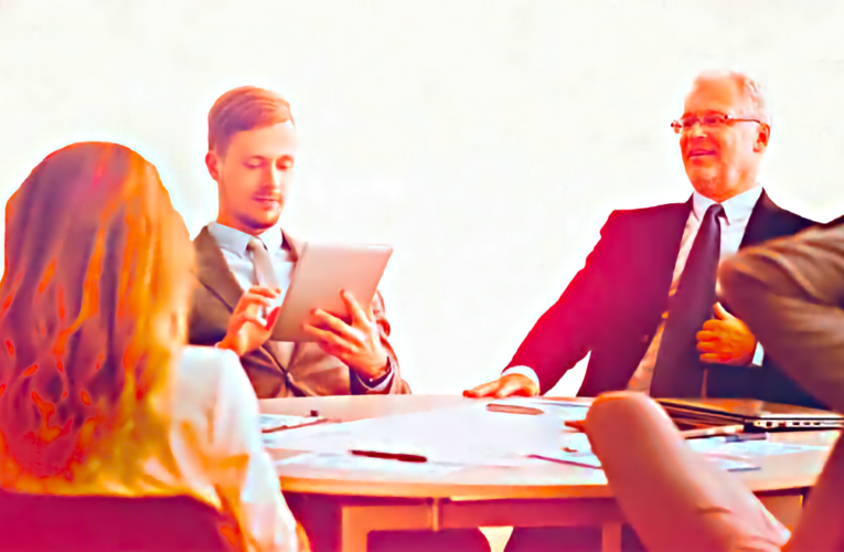 Los riesgos en la salud psicológica de los trabajadores según su edad