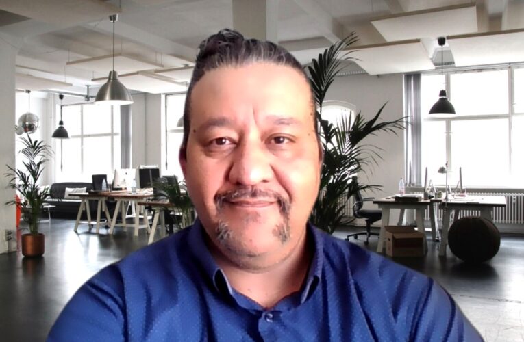 Geólogo de faena Taltal destaca como mejor alumno en Diplomado de Geología de la Universidad de Chile