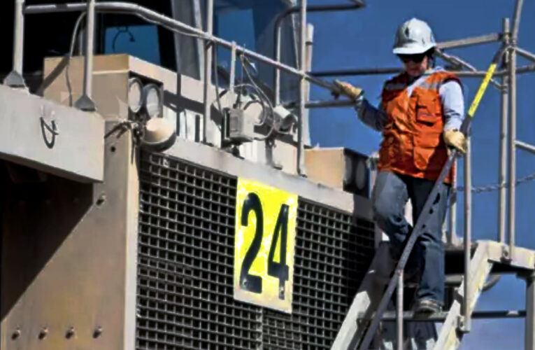 Sigue creciendo participación femenina en la minería