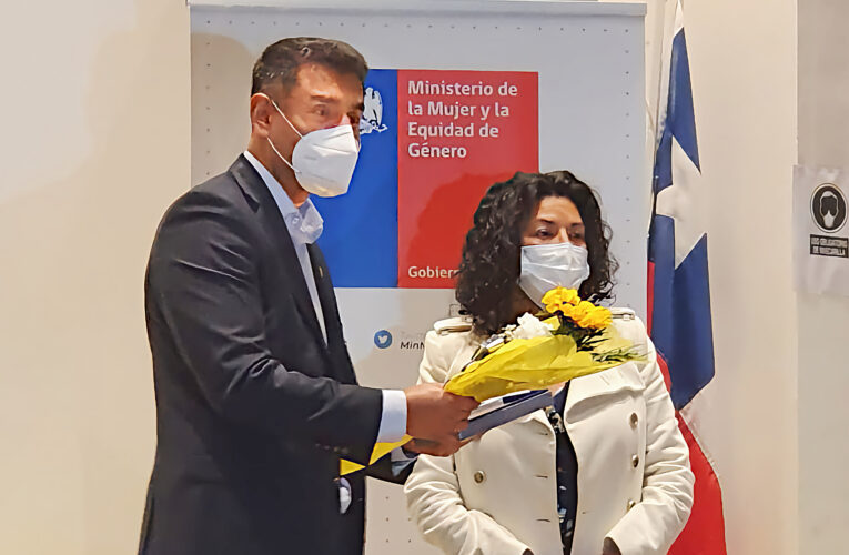 Jefa de Turno de Planta Óxidos, recibe Premio Mujeres Destacadas en la Industria Minera de la Región de Antofagasta