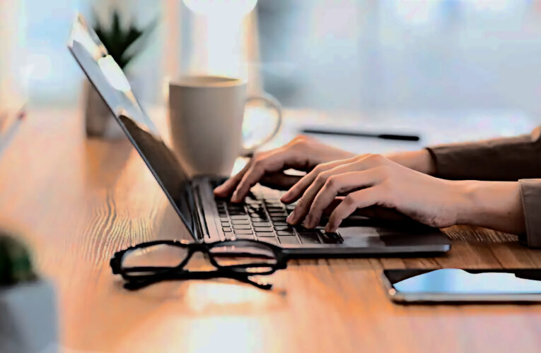 Del trabajo presencial y remoto