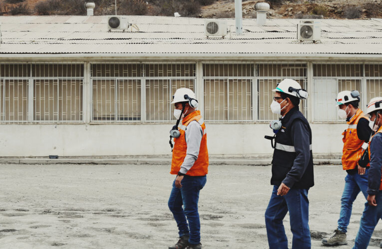 Seleccionando mejores lugares para instalar nueva señalética de Autocuidado