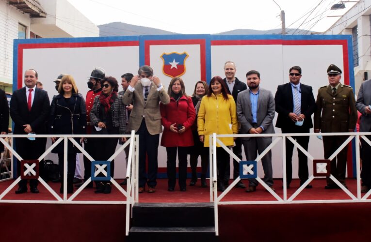Gerente de Operaciones de Faena Cabildo participó en acto cívico y desfile en conmemoración de las Glorias Navales