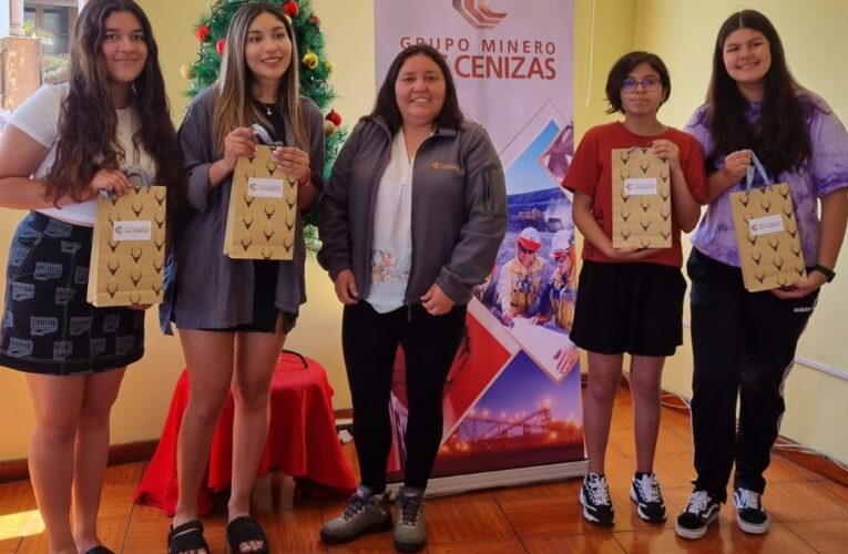 Faena Taltal Reconoce a Alumnas Destacadas de Liceo Científico Humanista Juan Cortés – Monroy C.