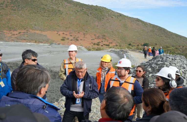 Autoridades y vecinos comprueban avance de obras de control y mitigación en el DEP