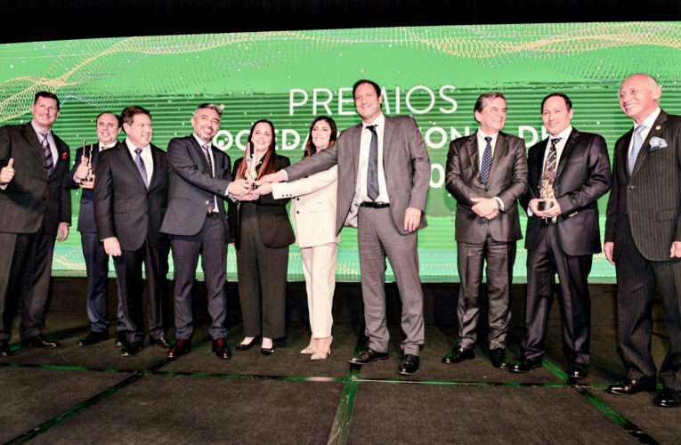 SONAMI Entrega Premios a la Seguridad Minera