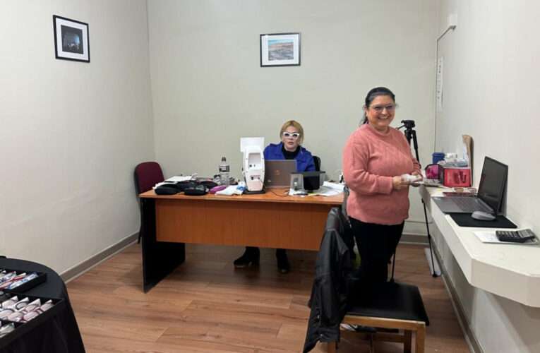 Trabajadores y familias del Distrito Taltal accedieron a controles de visión gratuitos