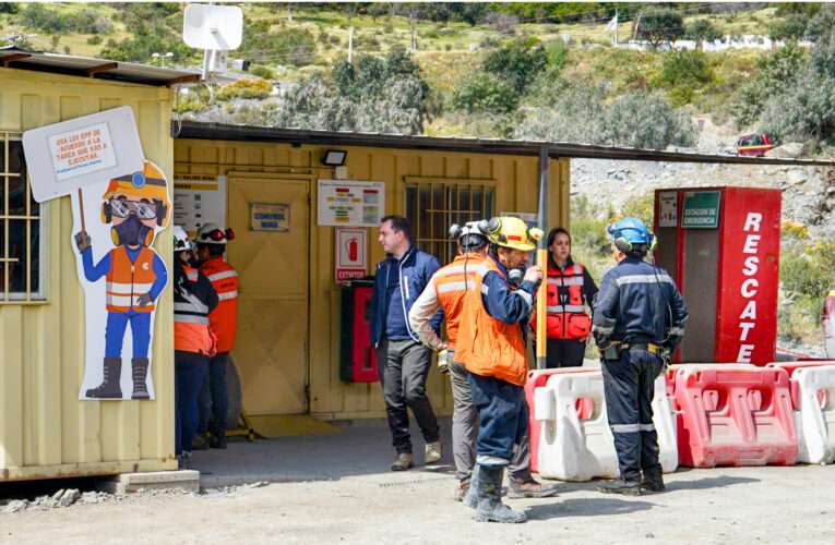 Brigadistas participan en simulacro en Mina Sauce en Cabildo