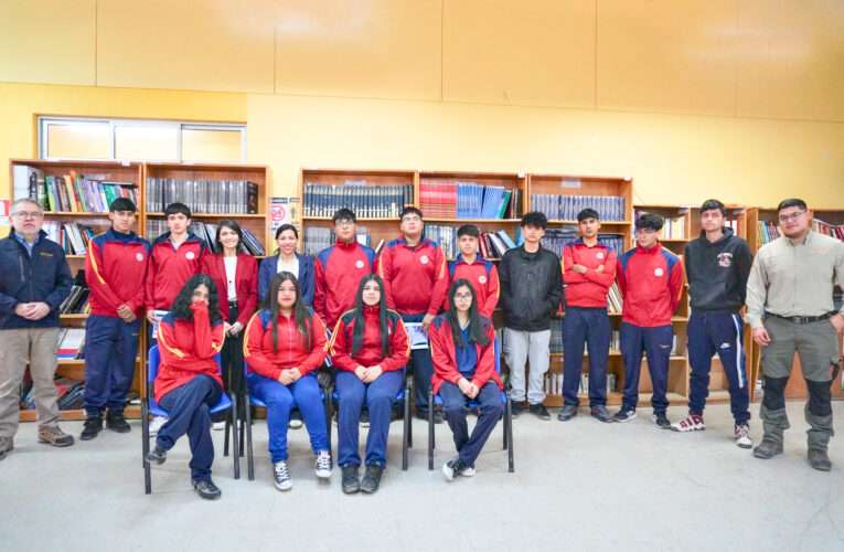Distrito Taltal incorpora en modalidad de práctica a Estudiantes del Liceo Politécnico de Taltal