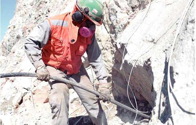 Sondajes detectan reservas de cobre por 400 mil toneladas en la pequeña minería