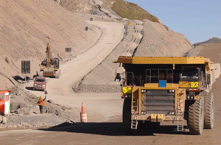 Mineras desempolvan millonarios proyectos para tomar decisiones en el 2018