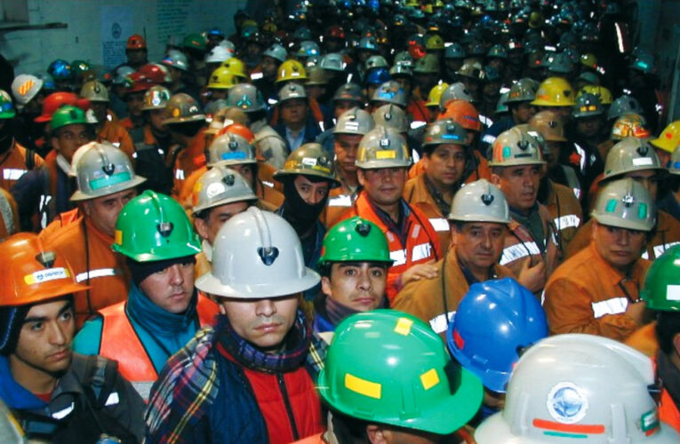 Demanda de trabajadores en la mediana minería aumentará un 20% para 2028
