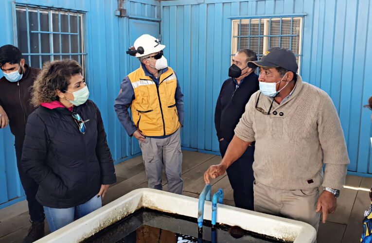 Alcalde de Mejillones evalúa replicar Centro Acuícola Acuymin con pescadores artesanales locales