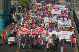 Manifestación Stgo mineria 6 de mayo