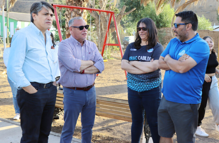 Faena Cabildo asiste a la entrega del proyecto polideportivo comunal al Gobernador Regional