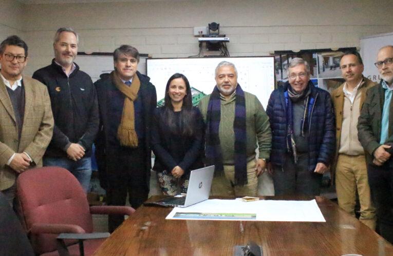 En el marco del Consejo Consultivo Minero, CFT PUCV y Alcalde se reúnen en Faena Cabildo