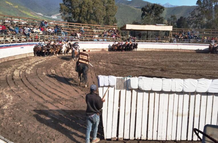 Comunidades de Faena Cabildo aportó premios a Club de Huasos de Montegrande